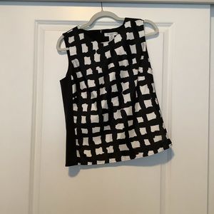 Liz Claiborne Black and White Blouse (size PM)